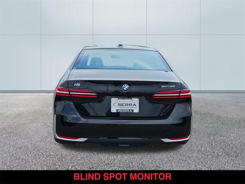 2024 BMW i5 eDrive40