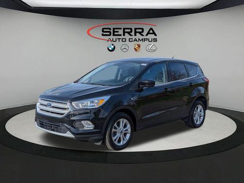 Black Metallic 2019 Ford Escape SE