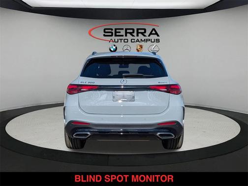 2026 Mercedes-Benz GLC 300 4MATIC