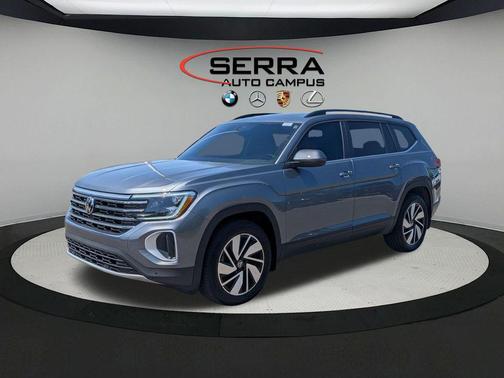 Platinum Gray Metallic 2025 Volkswagen Atlas 2.0T SE w/Technology 4MOTION