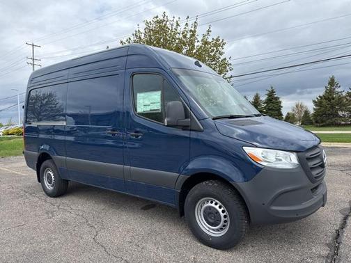 2025 Mercedes-Benz Sprinter 2500 Standard Roof