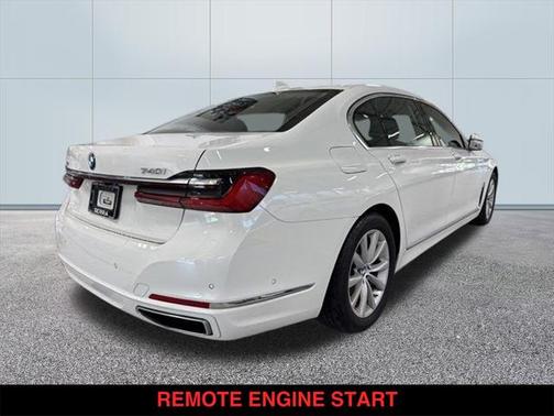 2022 BMW 740 i xDrive
