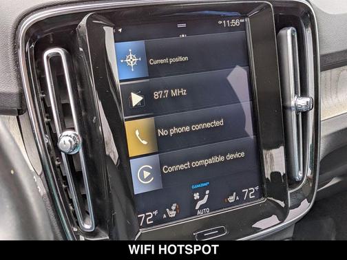 Onyx Black Metallic 2020 Volvo XC40 T4 Inscription