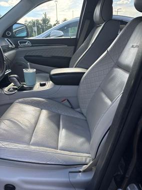 Granite Crystal Metallic Clearcoat 2020 Jeep Grand Cherokee Summit
