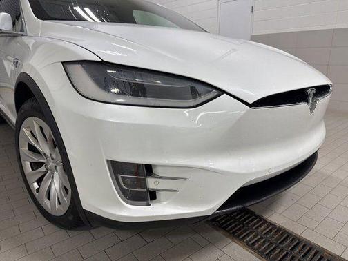 2018 Tesla Model X 75D