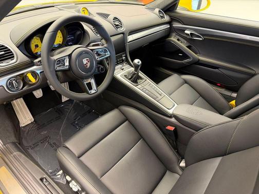 2024 Porsche 718 Cayman GTS 4.0