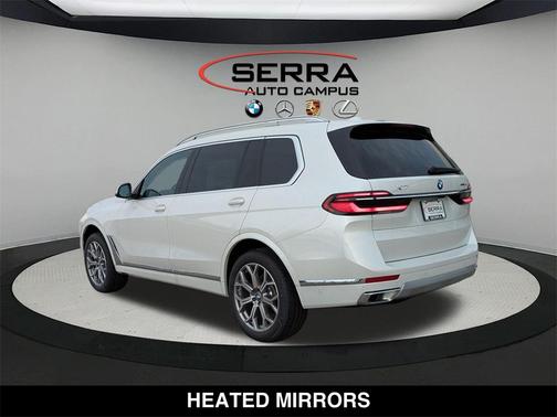 2025 BMW X7 xDrive40i