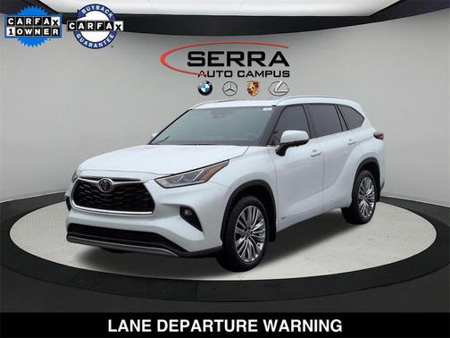 2025 Toyota Highlander Hybrid Platinum