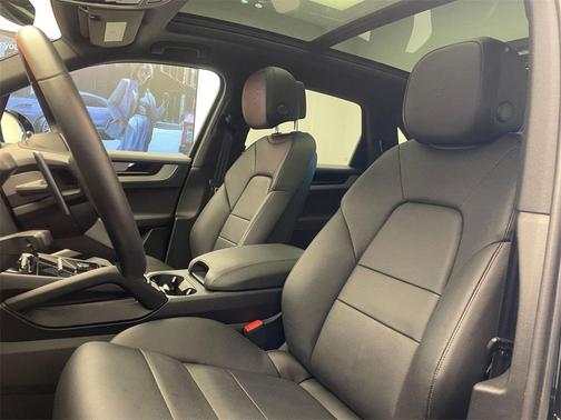 2025 Porsche Cayenne Cayenne