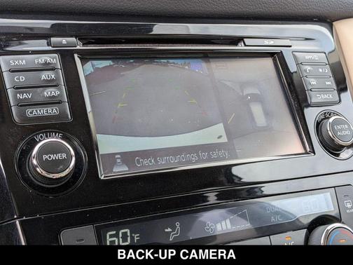 Pearl White 2017 Nissan Rogue SL