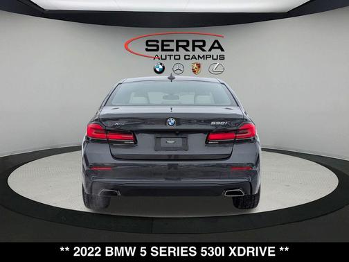 Dark Graphite Metallic 2022 BMW 530 i xDrive