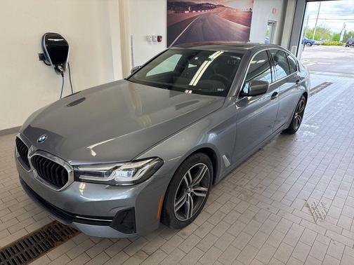 Bluestone Metallic 2022 BMW 530 i xDrive