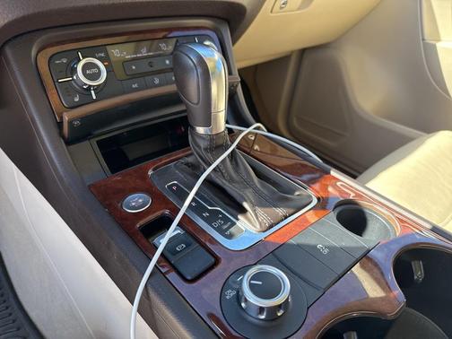2014 Volkswagen Touareg TDI Lux