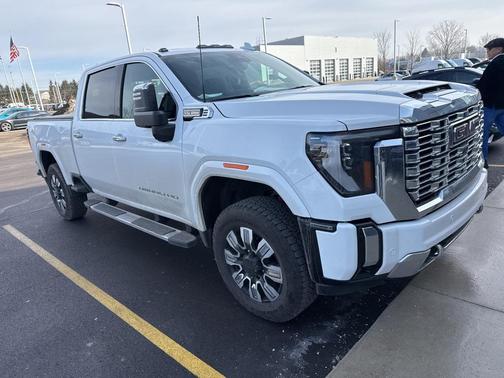 2024 GMC Sierra 2500 Denali