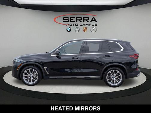 Black Sapphire Metallic 2024 BMW X5 xDrive40i