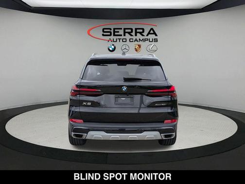 Black Sapphire Metallic 2024 BMW X5 xDrive40i