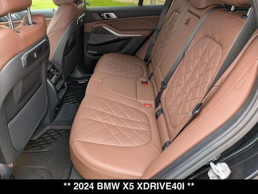 Black Sapphire Metallic 2024 BMW X5 xDrive40i