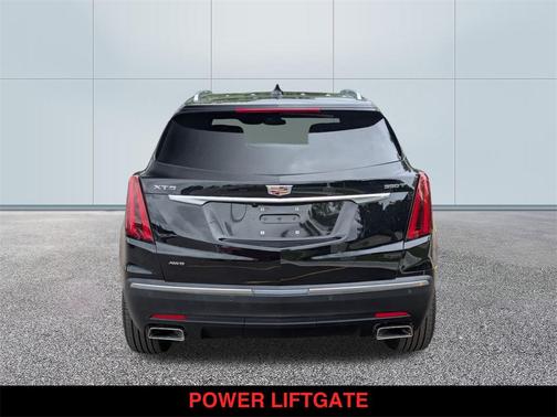 2023 Cadillac XT5 Luxury