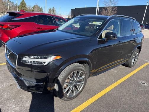 Onyx Black Metallic 2016 Volvo XC90 T6 Momentum