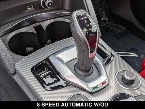 2023 Alfa Romeo Stelvio Veloce AWD