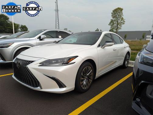 2024 Lexus ES 350 Ultra Luxury