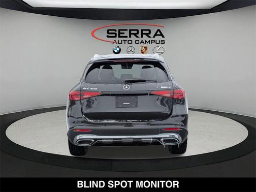 2026 Mercedes-Benz GLC 300 4MATIC