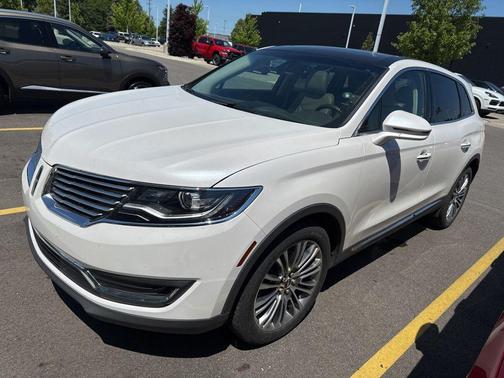 White Platinum Metallic Tri-Coat 2016 Lincoln MKX Reserve