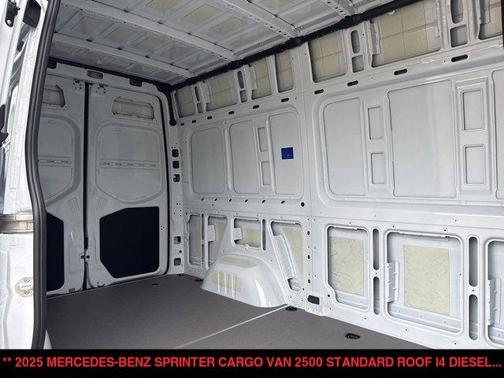 2025 Mercedes-Benz Sprinter 2500 Standard Roof