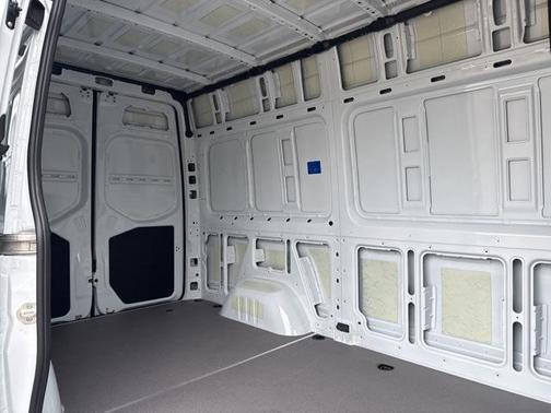 2025 Mercedes-Benz Sprinter 2500 Standard Roof