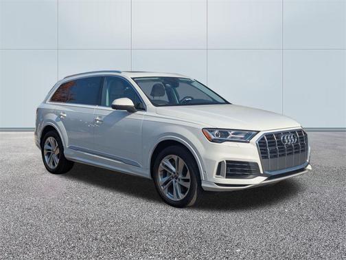 2022 Audi Q7 55 Premium