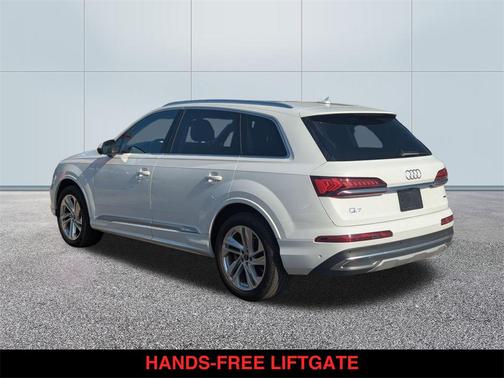 2022 Audi Q7 55 Premium
