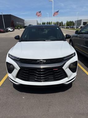 Summit White 2023 Chevrolet Trailblazer RS