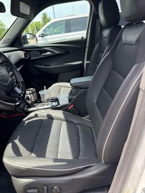 Summit White 2023 Chevrolet Trailblazer RS