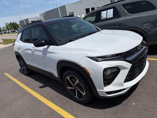 Summit White 2023 Chevrolet Trailblazer RS