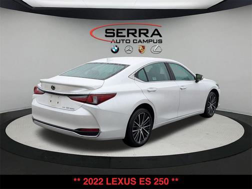 2022 Lexus ES 250 Base