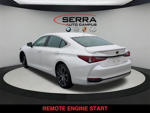 2022 Lexus ES 250 Base