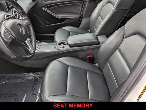 2015 Mercedes-Benz GLA-Class 4MATIC