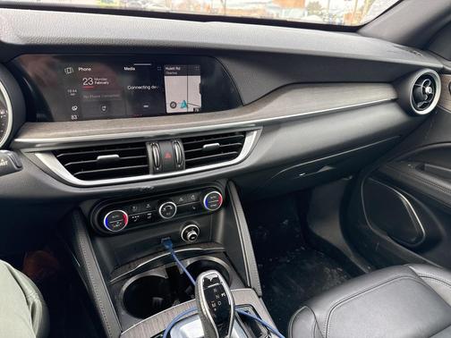 2023 Alfa Romeo Stelvio Ti