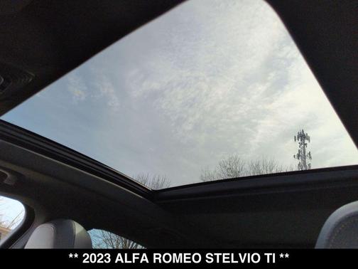 2023 Alfa Romeo Stelvio Ti