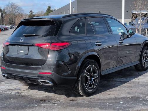 2026 Mercedes-Benz GLC 300 4MATIC