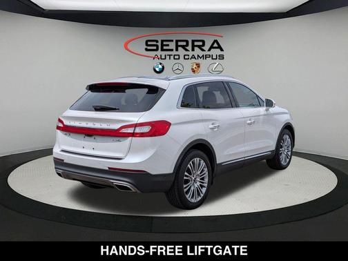 White Platinum 2018 Lincoln MKX Reserve