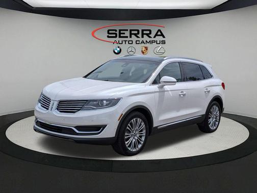 White Platinum 2018 Lincoln MKX Reserve