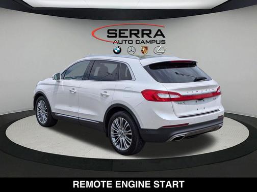 White Platinum 2018 Lincoln MKX Reserve