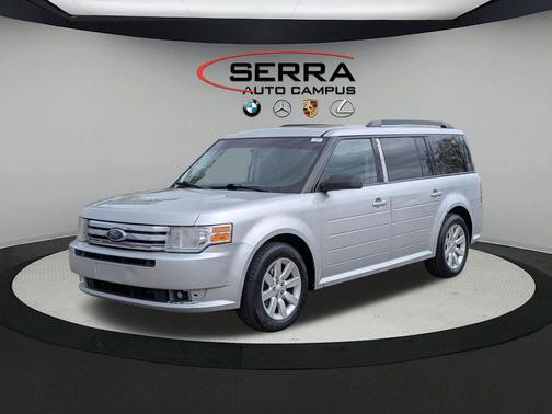 Brilliant Silver Clearcoat Metallic 2009 Ford Flex SE