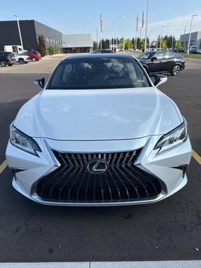 2023 Lexus ES 350 Luxury