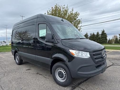 2025 Mercedes-Benz Sprinter 2500 Standard Roof