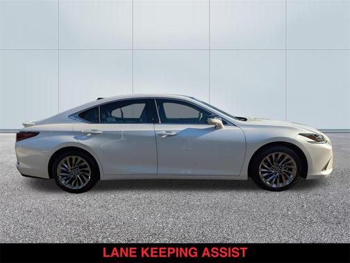 2025 Lexus ES 350 Luxury