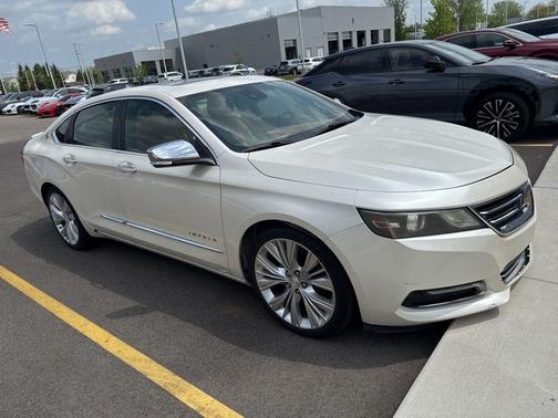 White Diamond Clearcoat 2014 Chevrolet Impala LTZ