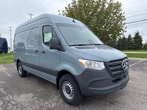 2025 Mercedes-Benz Sprinter 2500 Standard Roof