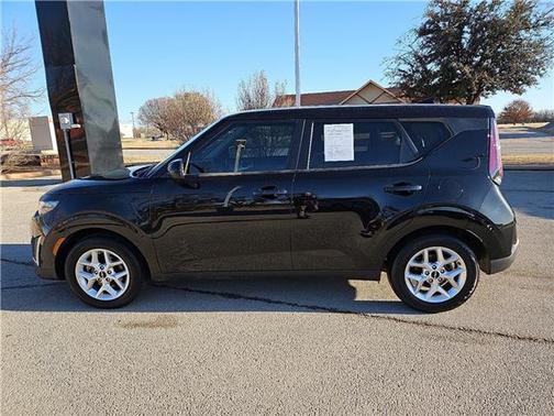 2023 Kia Soul LX (IVT) Hatchback